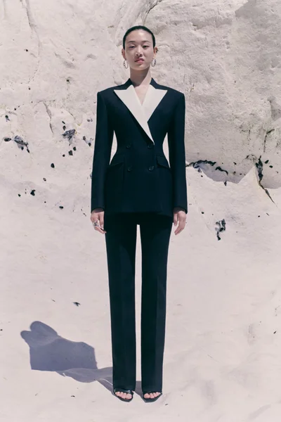 Look 17